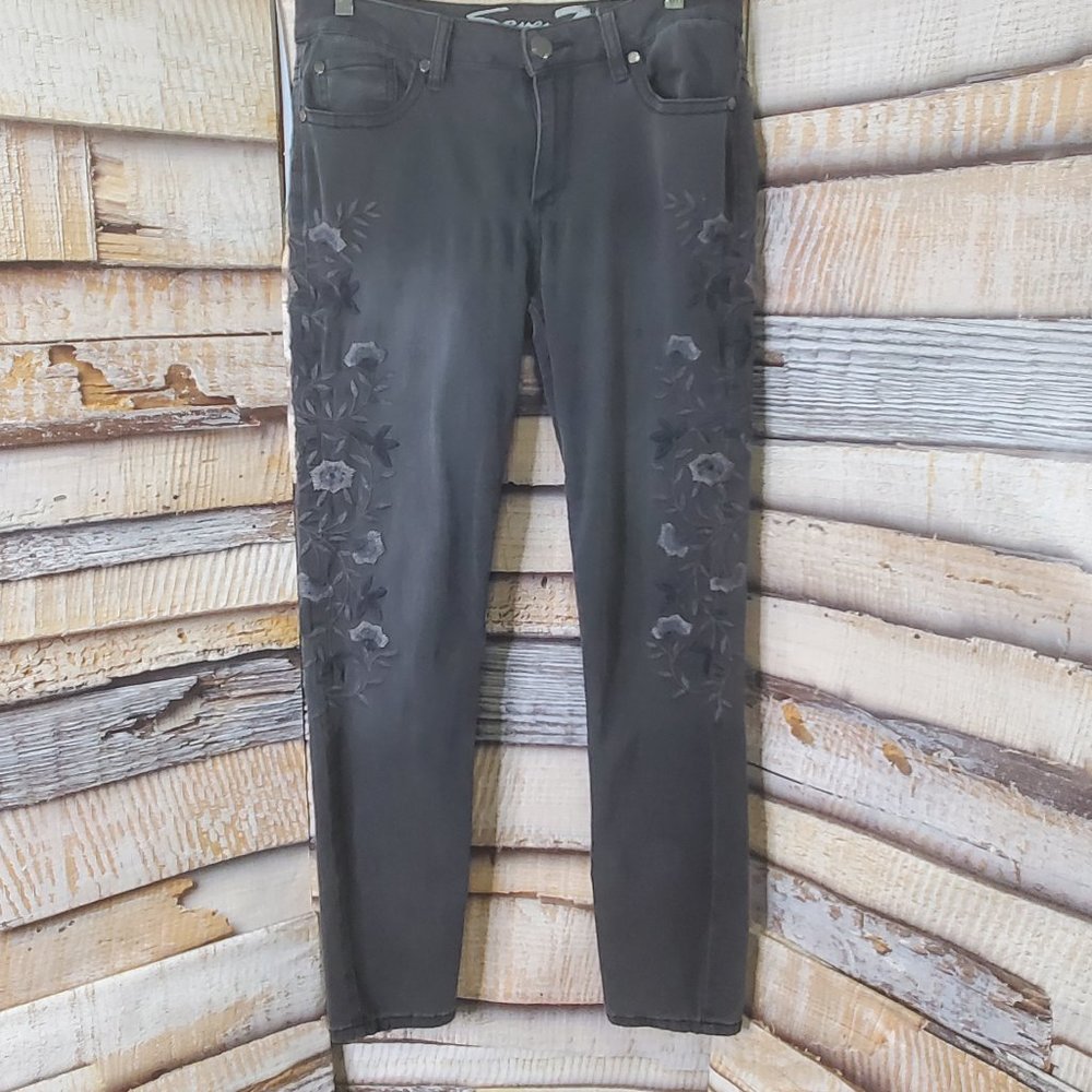 Seven7 Embroidered Skinny Jeans